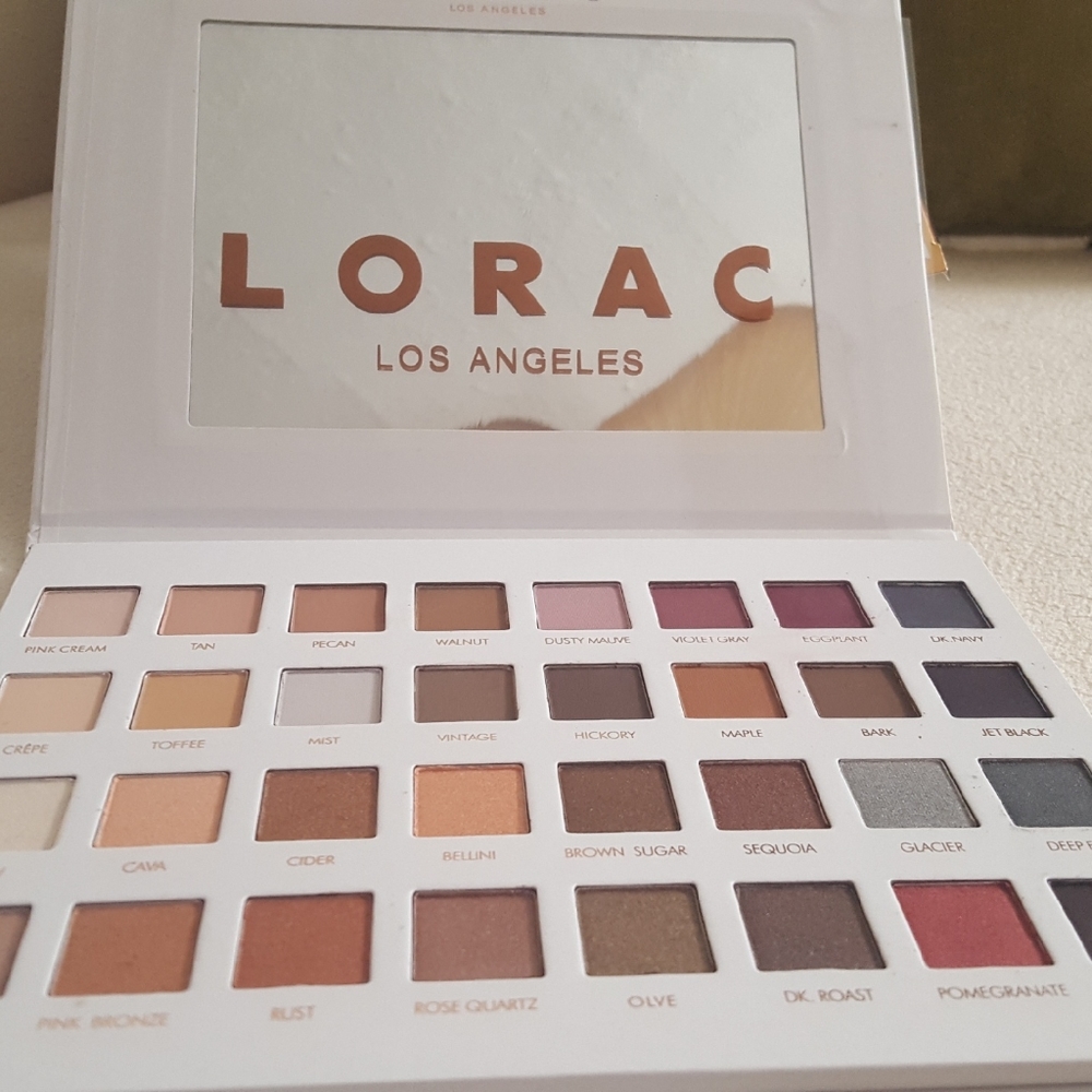 Lorac Pro Pallet